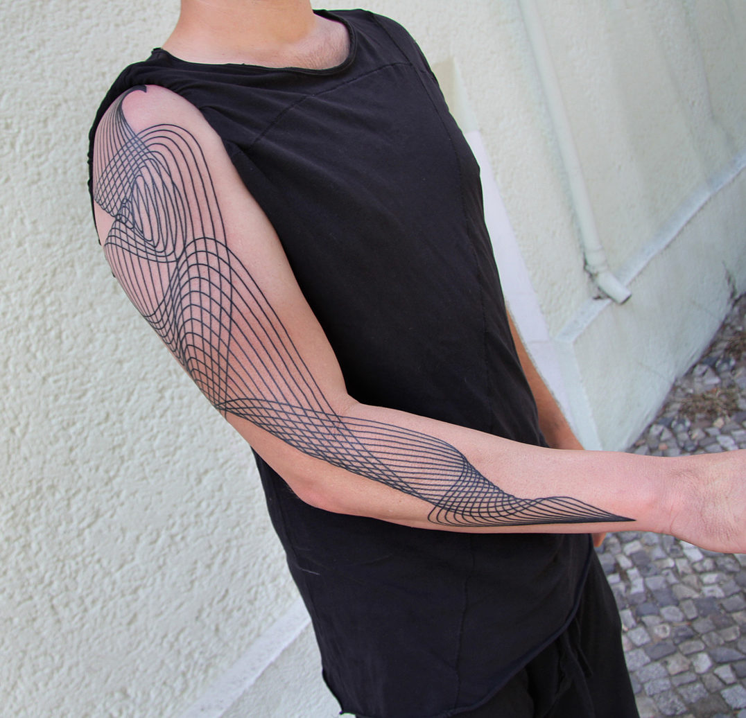 Chaim Machlev Makes Trippy Geometric Tattoos - 5dwallpaper.com